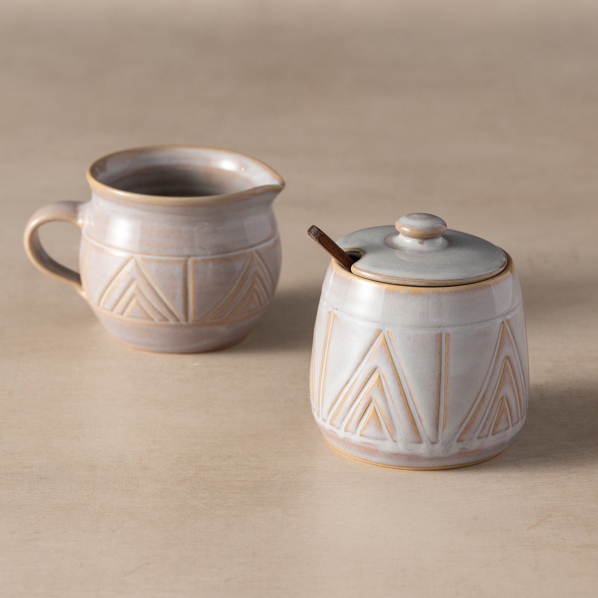 Mountain Peaks Ceramic Cream and Sugar Set