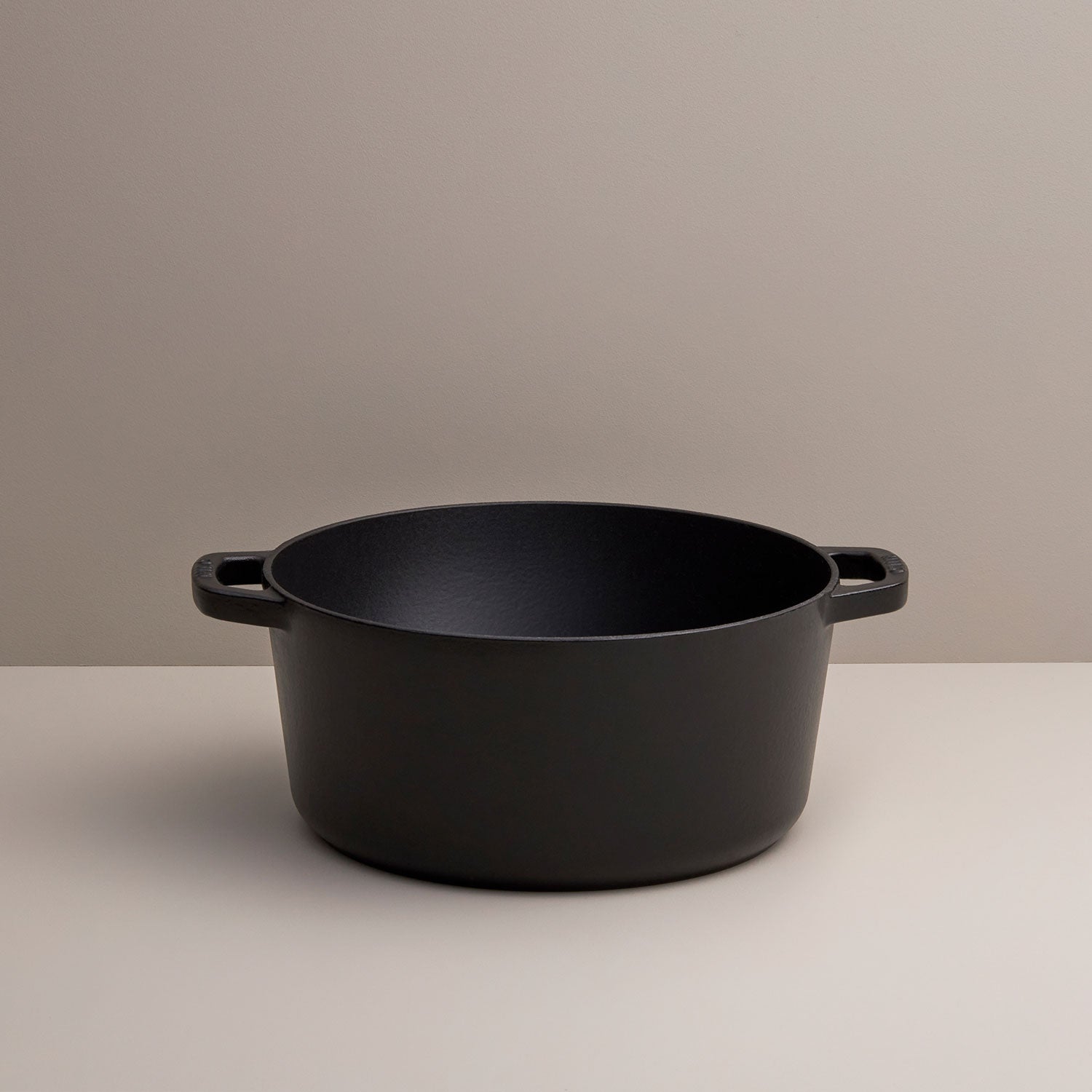 5.5 Quart Classic Dutch Oven