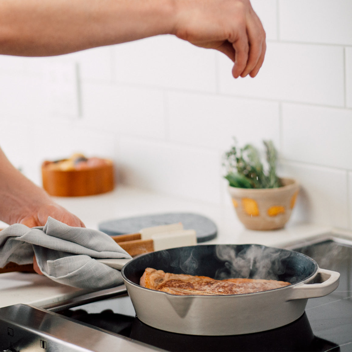 10-inch Ultimate Skillet with Lid